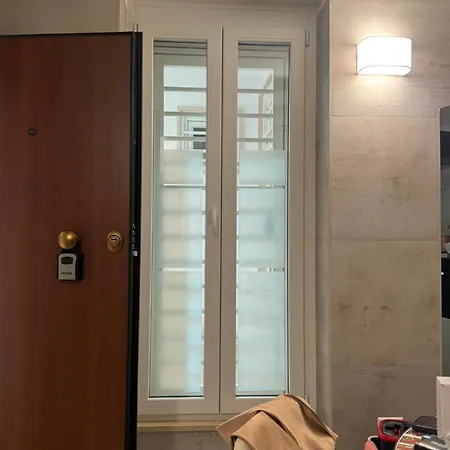 Loris Lejlighed *