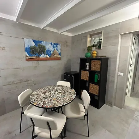 Loris Apartman Bari